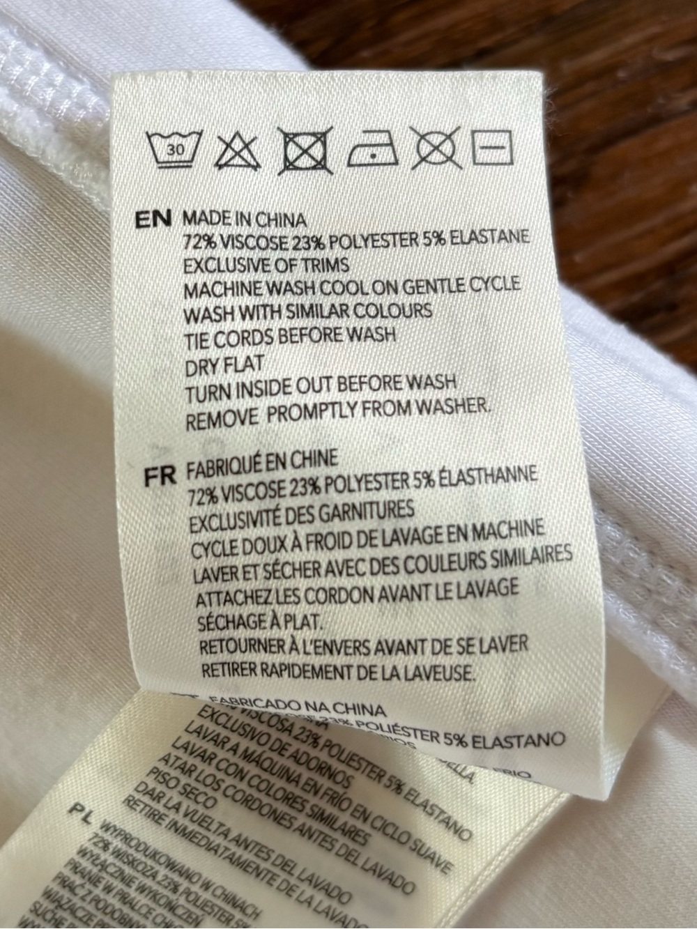 Varley White DoubleSoft Ollie High-Rise Shorts Medium EUC - Picture 8 of 13